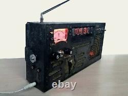 Nixie tube clock radio with Bluetooth, AUX, FM radio, Alarm, in aluminum case