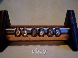 Tobleron Nixie Clock with IN17 tubes copper case steampunk by Monjibox