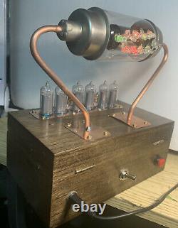 Nixie Clock In-14 Tube. Steampunk. Eimac Us Navy Vacuum Cap. Verre D’uranium Éclairé