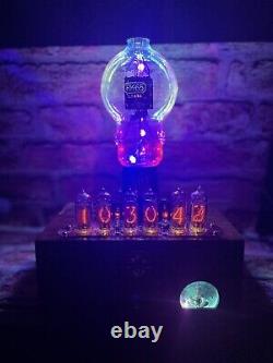 Nixie Horloge In-14 Steampunk. Tétrode De Puissance Rk-65 Avec 11 Rgb Et Base Originale