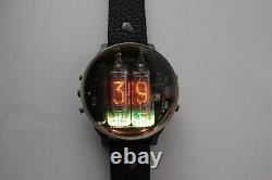 Nixie Tube Wrist Watch Clock Fondé Sur In-16? -16 Rare Grid Tôt 60's Pour Fan
