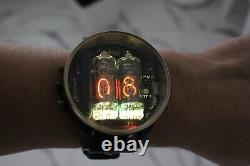 Nixie Tube Wrist Watch Clock Fondé Sur Nec Ld-955a Batterie Mois Ou 2k Fois