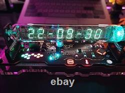 Ornement de cyberpunk en tube fluorescent imitant le tube Nixie IV18 Clock