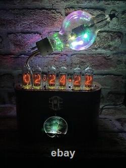 Steampunk In-14 Tubes. Horloge Économique Nixie Avec Tubes Et Ampèretres Anciens